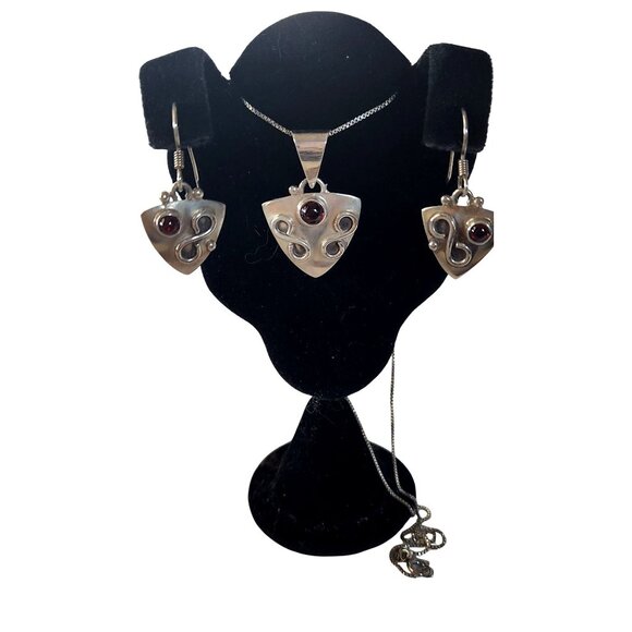 Necklace and Earrings Silver Set Garnet 9.5 gr 16" Chain Silver Jerry & Fran Ha - Picture 6 of 9